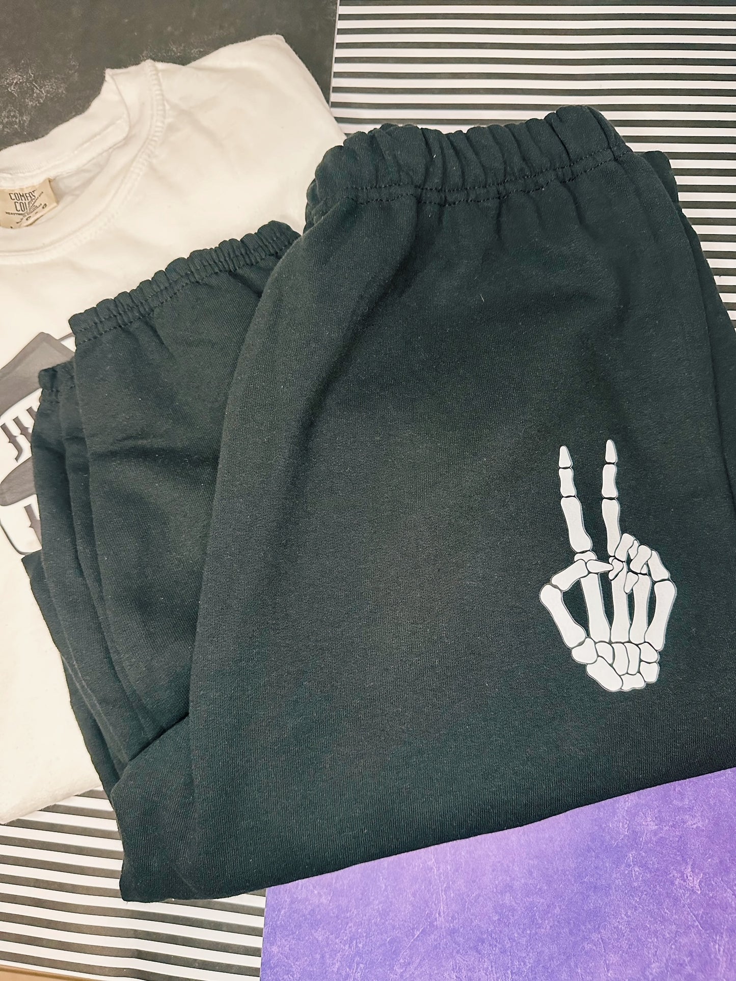 Skelly Peace Drawstring Sweatpants